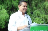 Silvano Aureoles Conejo en el top 10 de los gobernadores mejor rankeados por la C&E