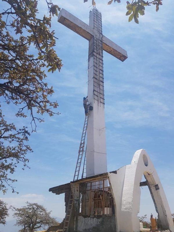 Concluyen restauración de la cruz de La Beata