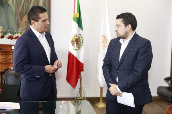 Refrendan Gobernador e Infonavit coordinación para apoyo de vivienda en Michoacán