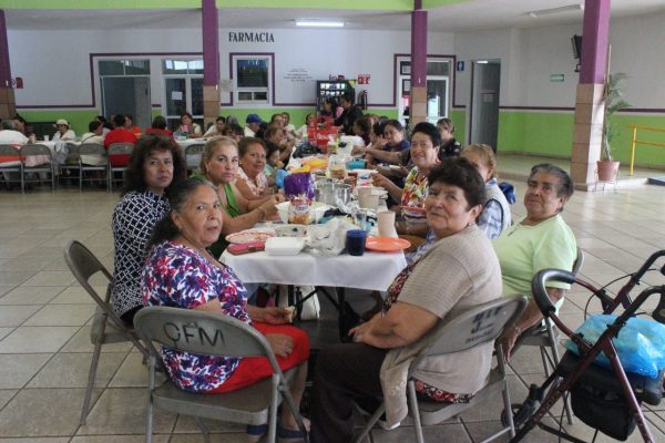 DIF Jacona promueve la sana alimentación en adultos mayores