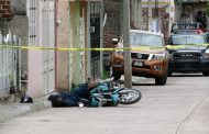 Motociclista es acribillado a balazos en la colonia El Realejo de Jacona