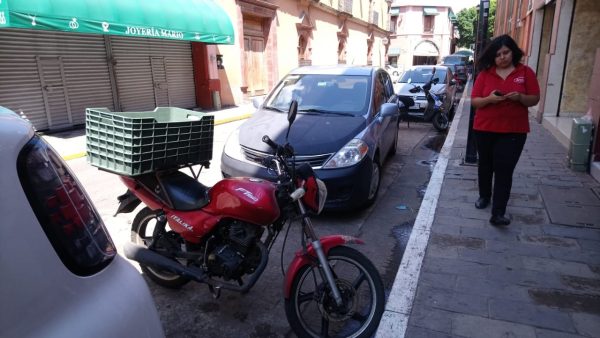 Es insuficiente cantidad de espacios para estacionar motos en zona centro