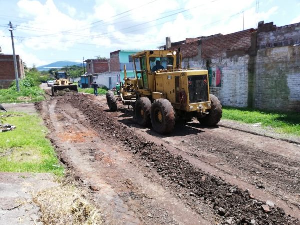 Gobierno Municipal colabora en dignificación de vialidades en la Calera
