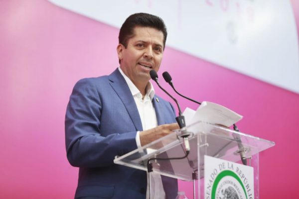 Toño García presenta su Primer Informe Legislativo, como Senador de la República