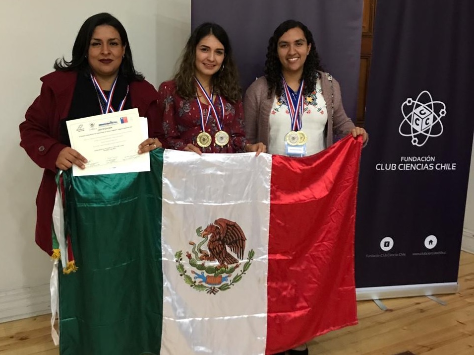 Alumnas del Tec Zamora ganan oro en mundial de súper-alimentos