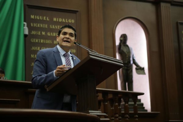 Propone Arturo Hernández instalación de mando mixto de seguridad para Michoacán