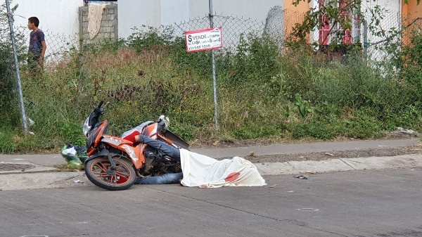 Motociclista es acribillado a balazos en el Paseo Altamira de Zamora