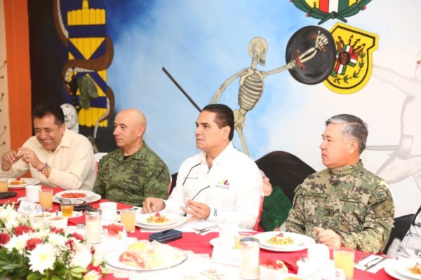Encabeza Gobernador reunión del Grupo de Coordinación para la Seguridad en Apatzingán