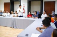 Toño García se reúne con los prestadores de servicios turísticos de la Costa Michoacana