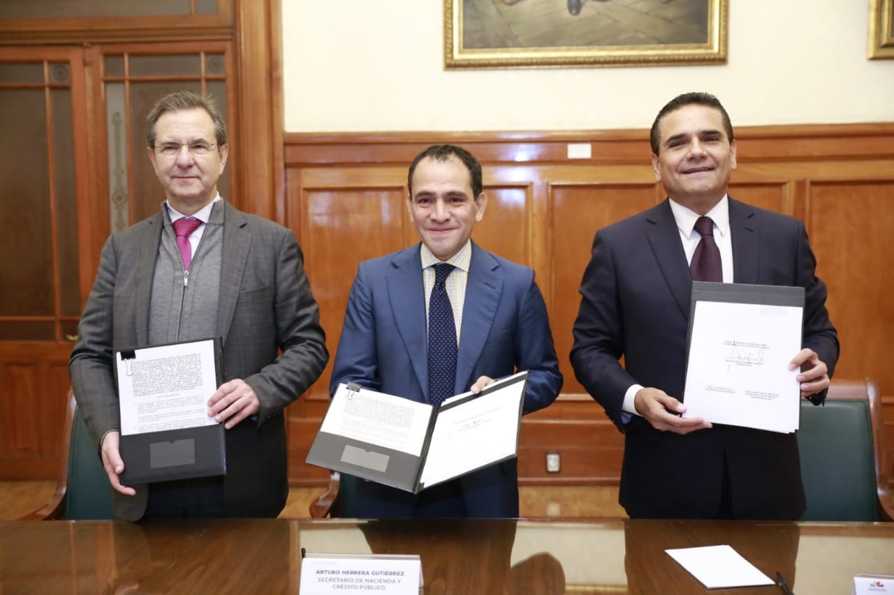 ¡Histórico! Firma Michoacán nuevo acuerdo educativo