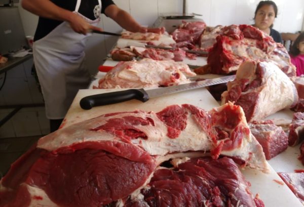 Incremento al costo de matanza no debe ser pretexto para incrementar precio de carne: CTM