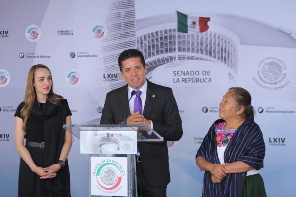 Toño García promueve Gastronomía Michoacana en el Senado de la República