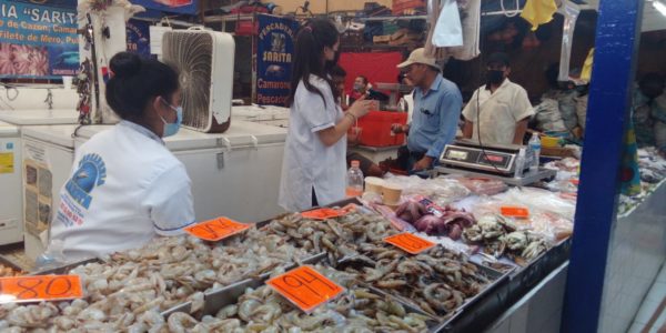 Cayó venta de pescados y mariscos, propició disminución de precios