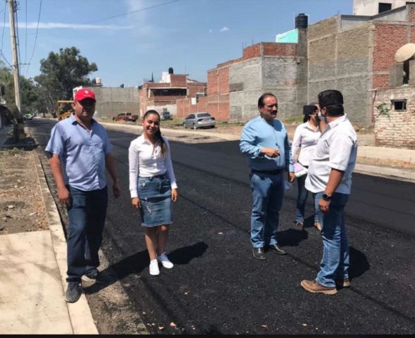 Supervisa Martín Samaguey pavimentación de Camino al Jericó