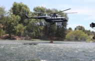 Llega a Michoacán helicóptero para apoyar en incendios forestales activos de Uruapan