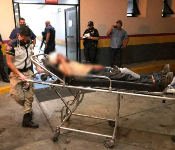 Un muerto y un herido grave, deja agresión a balazos en Guanajuatillo