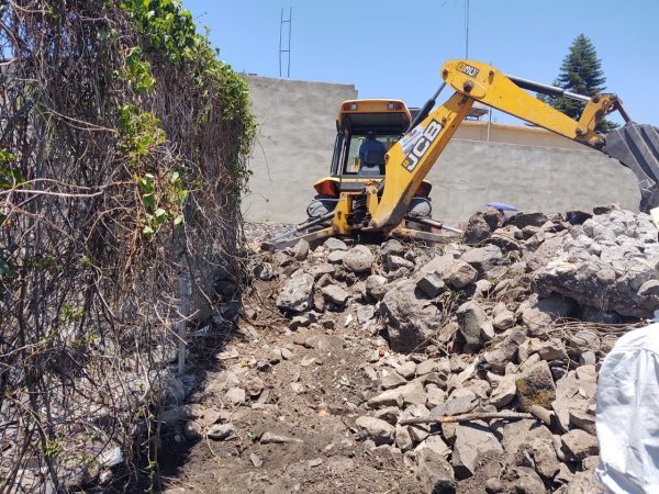 Arrancan trabajos de construcción de plaza en comunidad La Estancia de Gómez