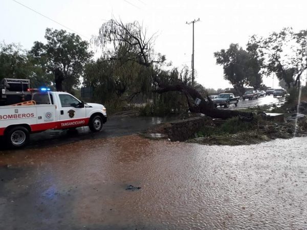 Protección Civil emite recomendaciones para temporada de lluvias en Tangancícuaro