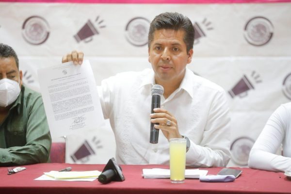 Toño García signa Alianza Nacional Emergente por el Turismo