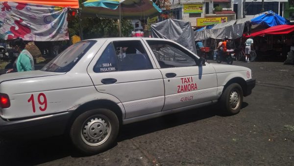 Zamoranos quieren UBER ante falta de higiene, exceso en cobros y mal servicio de taxis