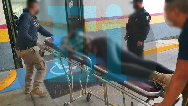 Mujer es herida a balazos en la vía pública de la colonia Ramírez
