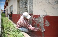 Trabajos de mantenimiento y conservación en escuela Lázaro Cárdenas de Jacona
