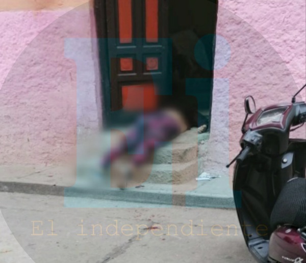 Rafaguean a una mujer y muere, en pleno centro de Tangancícuaro
