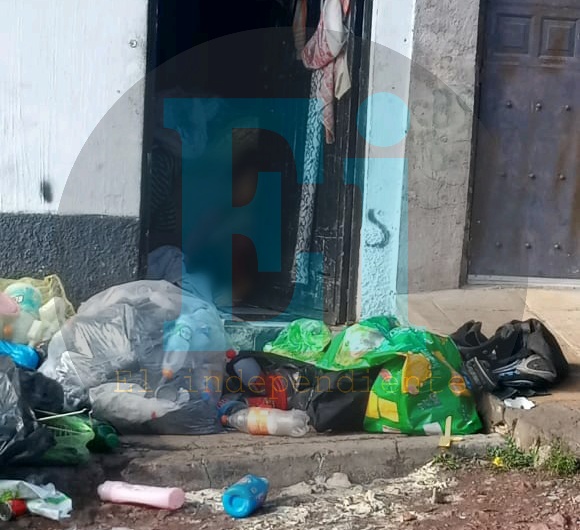 Mujer es asesinada a balazos en domicilio de la colonia Los Sabinos, Jacona