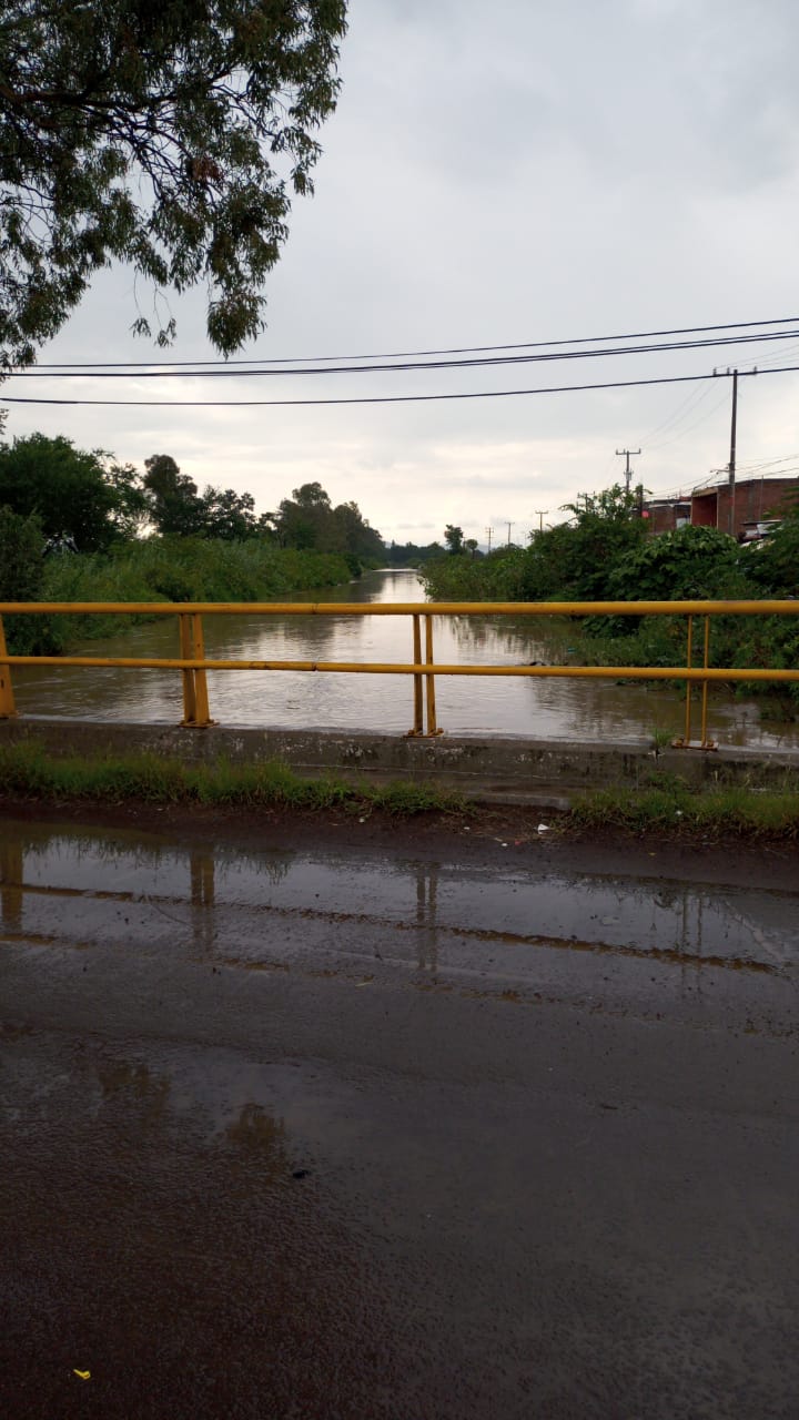 Continúa desazolve de DREN A para evitar inundaciones en zona poniente