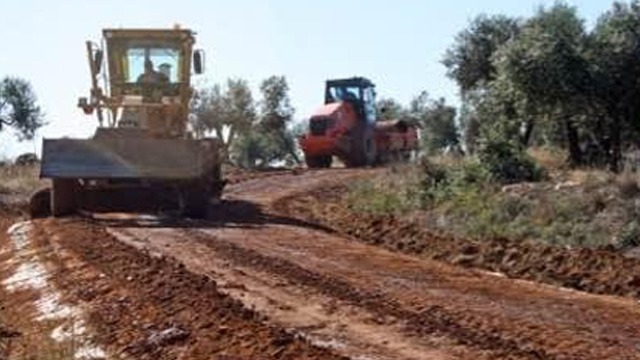 Rehabilita Gobierno de Michoacán 53 km de caminos sacacosechas en Sahuayo