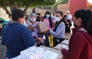 En colonias populares Entrega DIF Zamora despensas a niños y adultos mayores