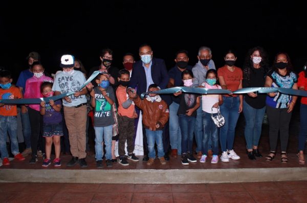 Inauguran la nueva plaza de la Estancia de Gómez en Ecuandureo