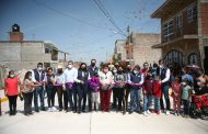 Inaugura Adriana Campos obra de pavimentación de la calle Guatemala