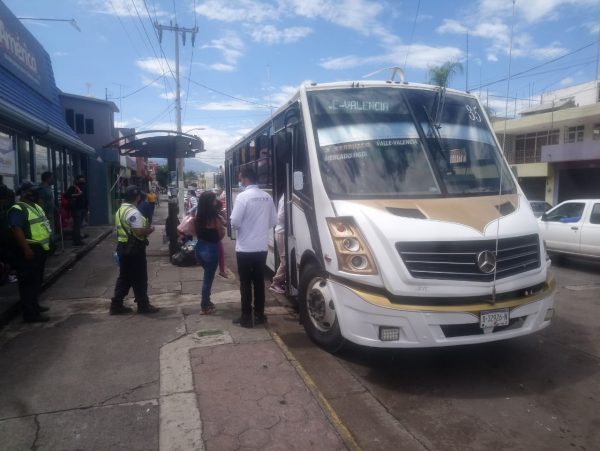 Reiniciarán operativos de COVID en transporte público; piden a pasajeros no oponerse