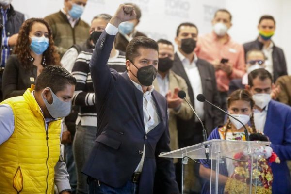 “Me sumo al Equipo por Michoacán”, anuncia Toño García