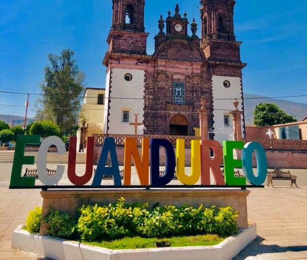 Ecuandureo, municipio de la región que obtiene bandera blanca en COVID