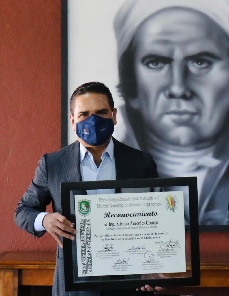 Campo, pilar que sostiene a Michoacán frente a la pandemia: Silvano Aureoles