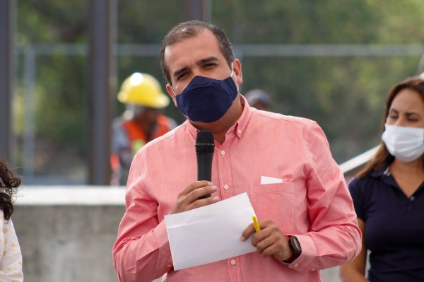 Alcalde de Ixtlán y titular de CEAC supervisaron avance de planta de tratamiento de aguas