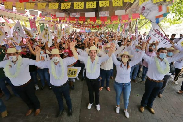 Ante miles de ciudadanos, Carlos Herrera exhibe a gobernantes borregos y agachones de Morena