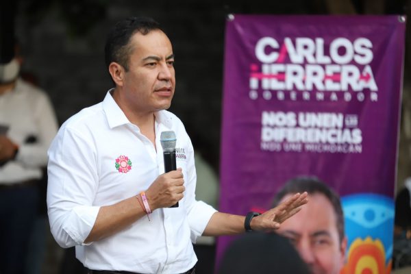 Carlos Herrera exhibe a los políticos tradicionales: Se morirían de hambre porque no saben trabajar.