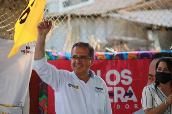 Ciudadanos reconocen el liderazgo y capacidad de Enrique Godínez