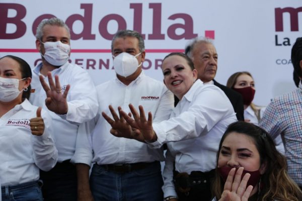 En cierre de campaña de Ramírez Bedolla en Zamora, la más solicitada: Yolanda Guerrero