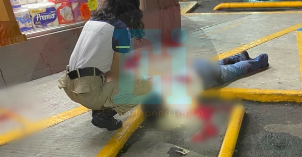 Con un desarmador matan a lavador de tráileres en gasolinera de Zamora