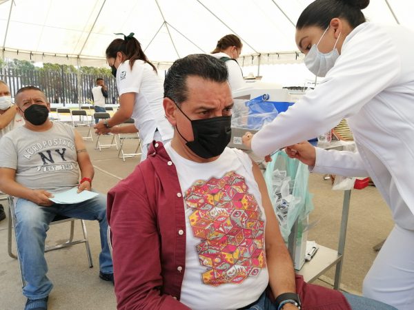 Cierran vacunación para personas de 50 a 59 años en Zamora