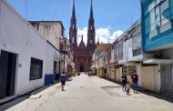 Obra inconclusa de calle Cazares inconforma a prestadores de servicios turísticos
