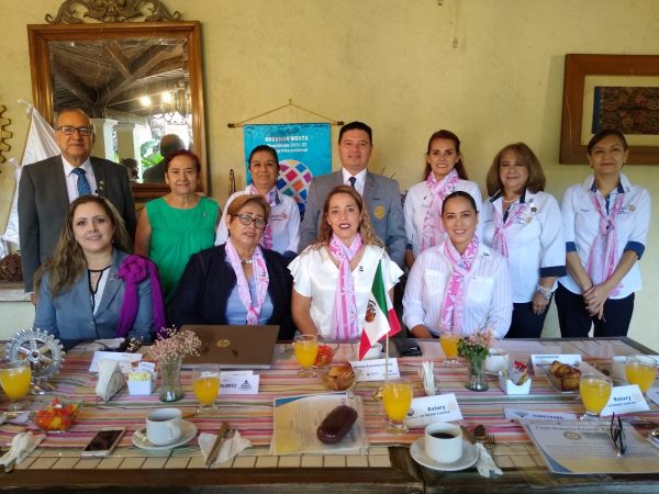 Club Rotario Erandi Zamora ratificó a Ana Bertha Arriaga como su presidenta