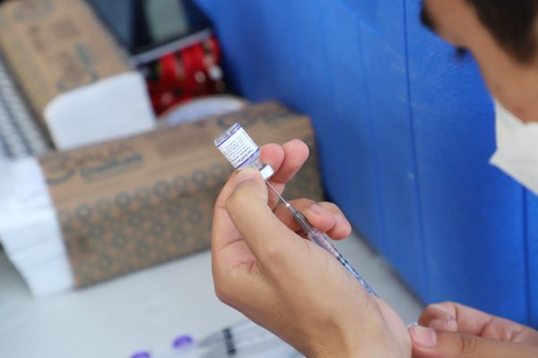 Importante, completar esquemas de vacunación para protegerse del COVID-19