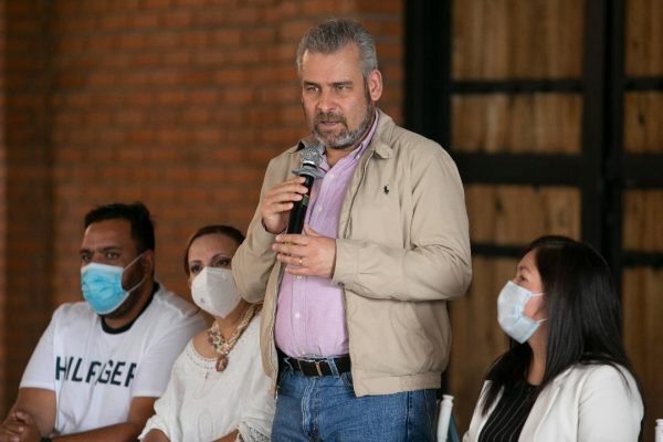 En Michoacán debemos reinventar la forma de gobernar, pide Bedolla a morenistas