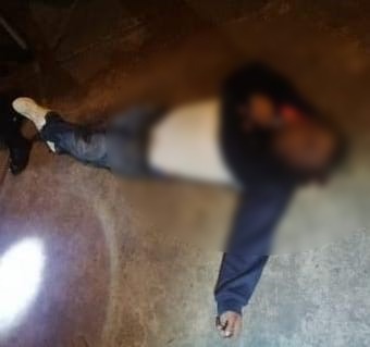 Desconocidos abandonan cadáver en la entrada del IMSS Zamora