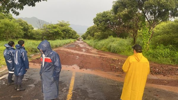 Rehabilita Gobierno estatal vías afectadas por las lluvias
